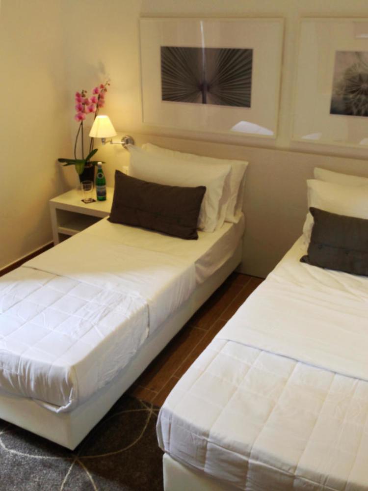 Rest Guesthouse Рим Екстериор снимка