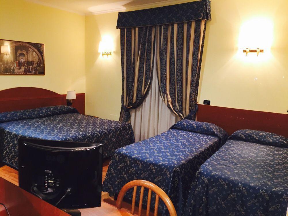 Rest Guesthouse Рим Екстериор снимка