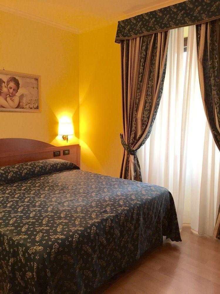 Rest Guesthouse Рим Екстериор снимка